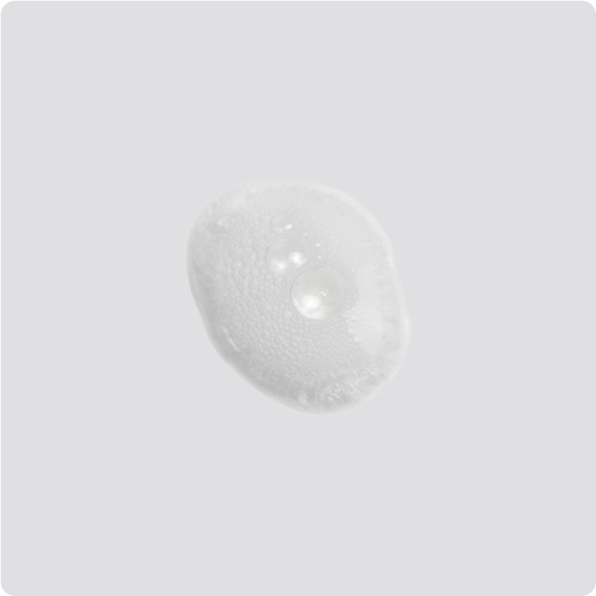 Texture mousse douce de la crème lavante mains naturelle Biotecmer